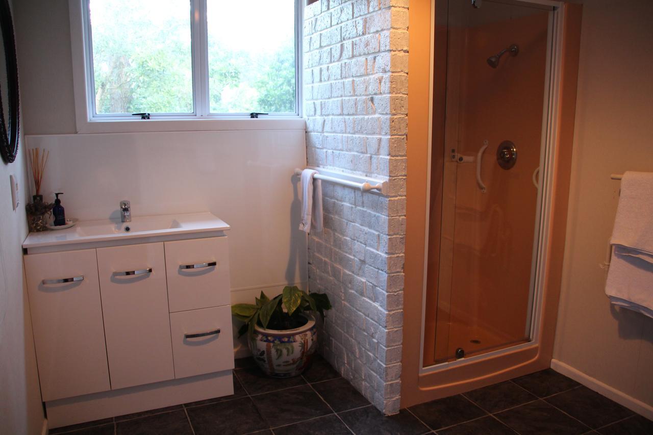 Punehu Stream Cottage Opunake 外观 照片