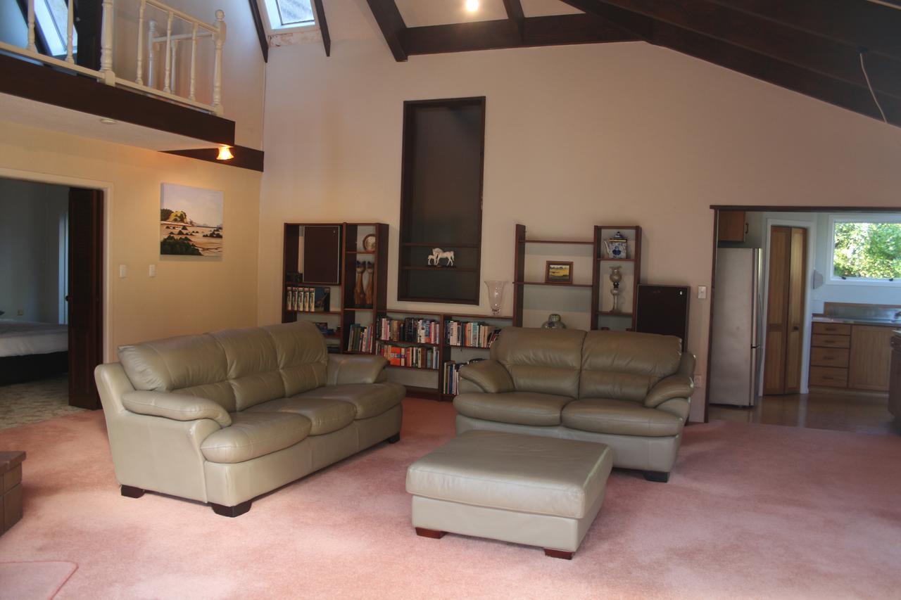 Punehu Stream Cottage Opunake 外观 照片