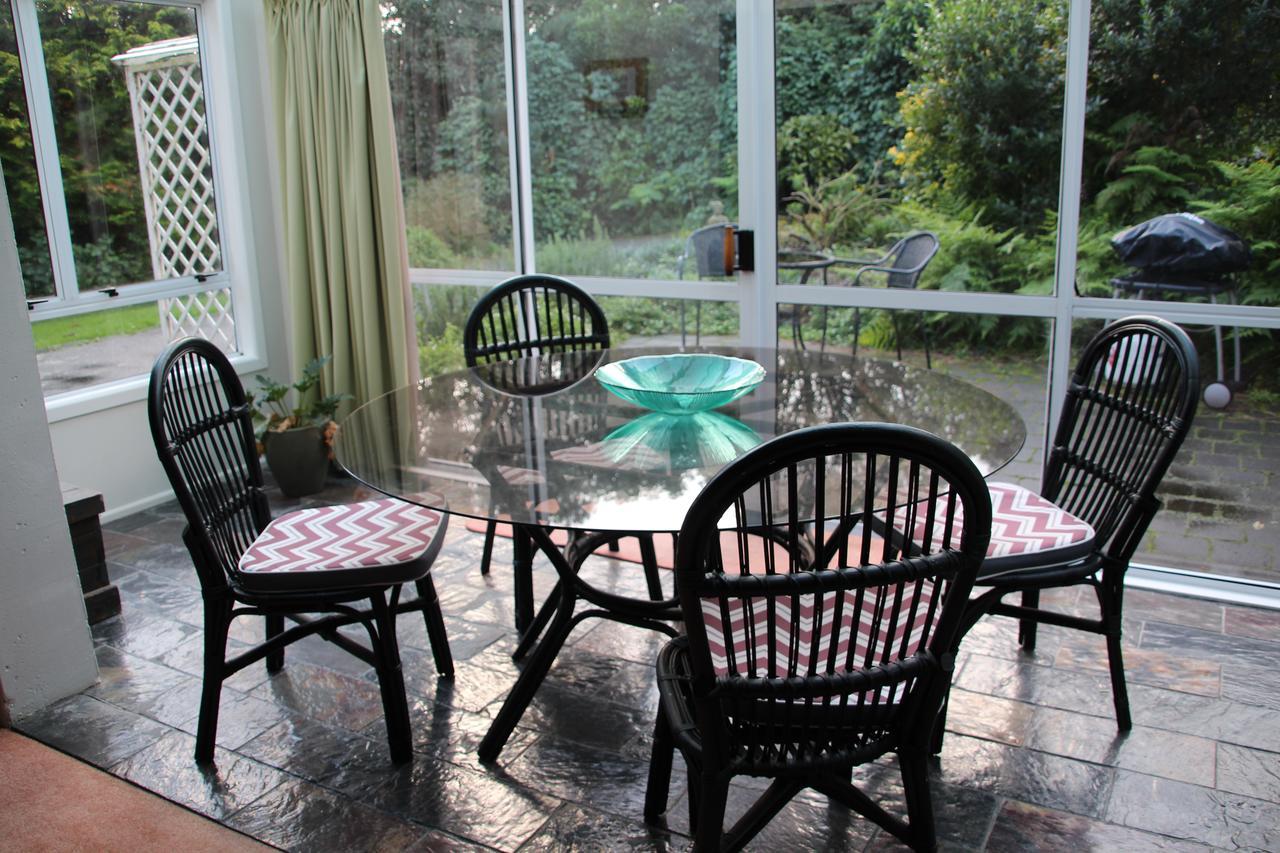 Punehu Stream Cottage Opunake 外观 照片