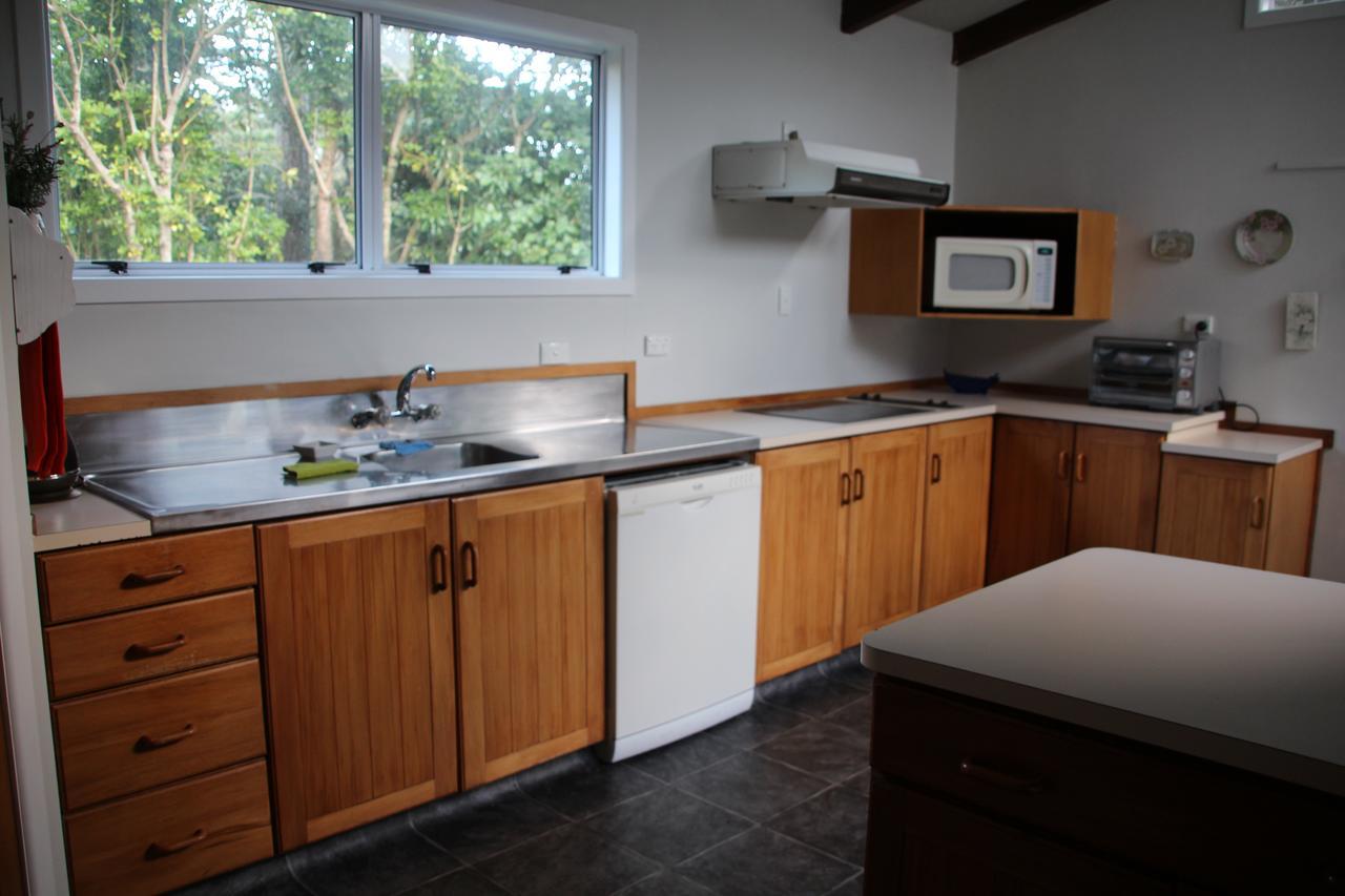 Punehu Stream Cottage Opunake 外观 照片